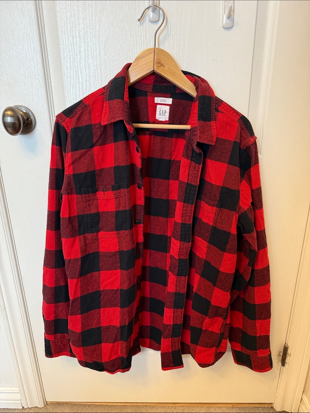 GAP Red and Black Buffalo Plaid Shirt Jacket